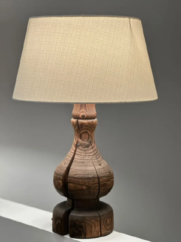 Dust - Resistant Industrial Lighting for Dirty WorkspacesLarge Wooden Lamp