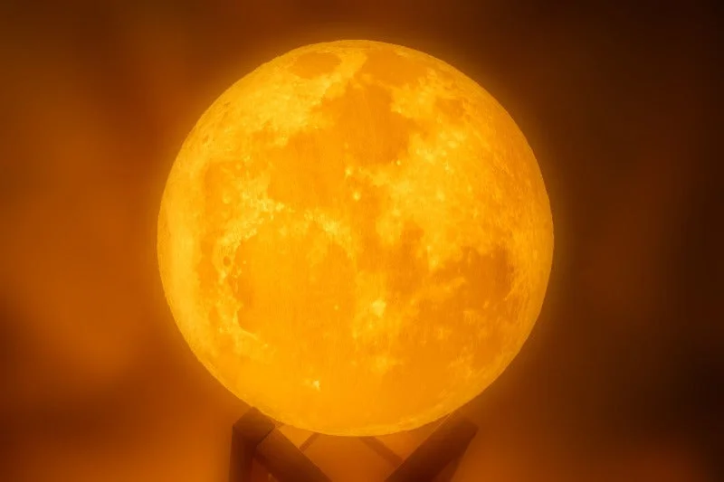 Salt Lamps for Allergy Relief and Air PurificationLevitating Moon Lamp XL