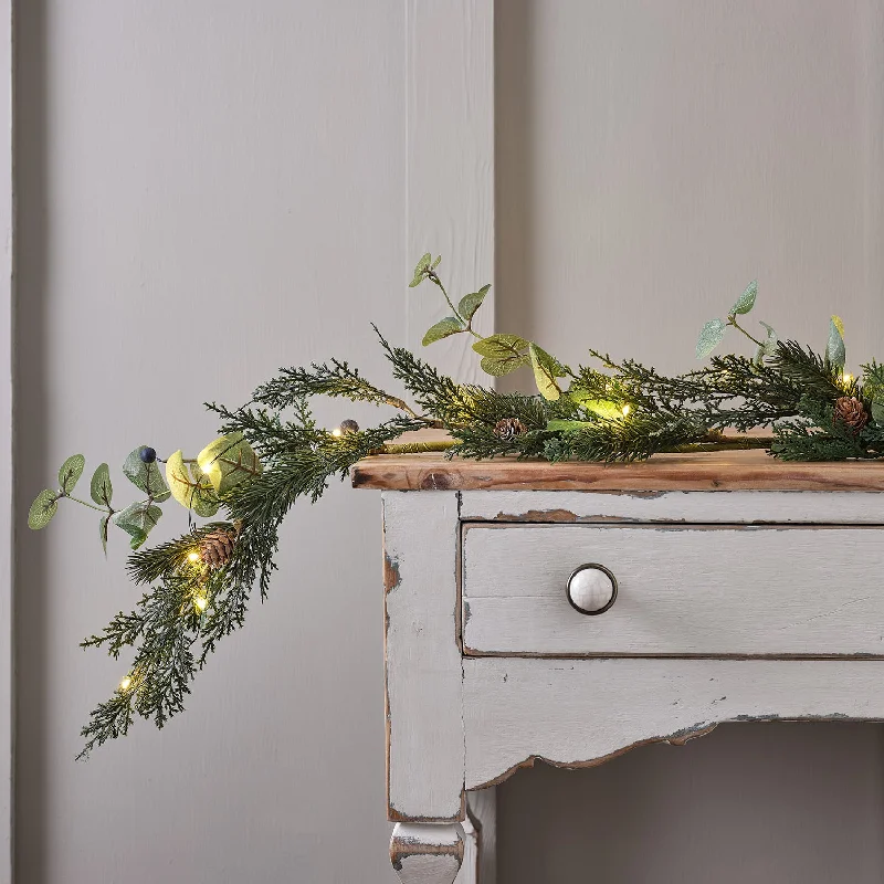String Lights for Balcony Decoration1.5m Classic Blueberry & Pinecone Garland Micro Light Bundle String Lights for Balcony Decoration1.5m Classic Blueberry & Pinecone Garland Micro Light Bundle