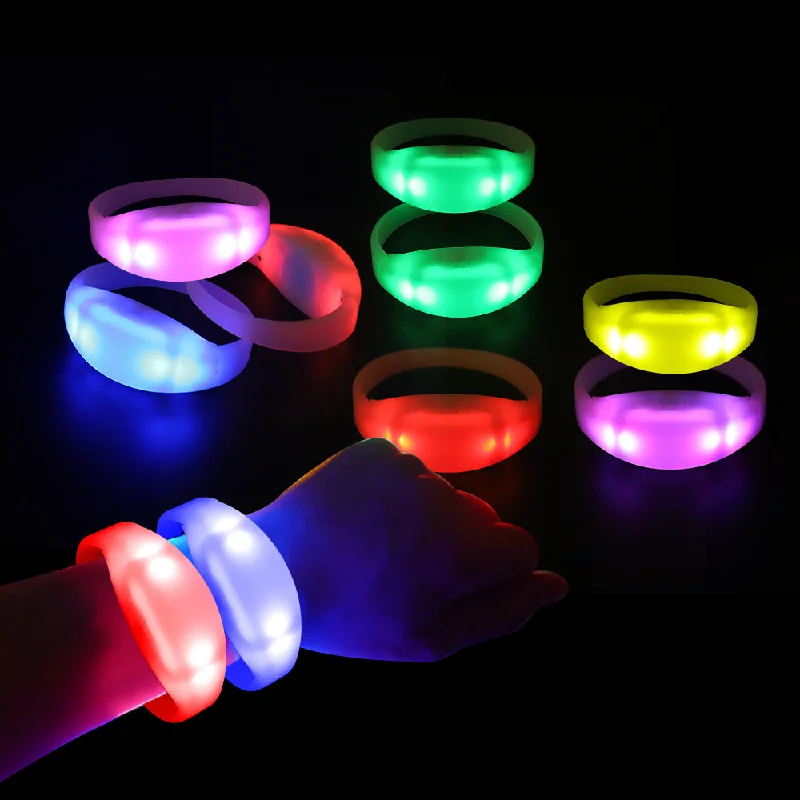 String Lights with Multicolored Bulbs for Festive OccasionsLED Light Up Wristband for Events(200PCS GFB005 Bracelets+1 GFC004 Controller) String Lights with Multicolored Bulbs for Festive OccasionsLED Light Up Wristband for Events(200PCS GFB005 Bracelets+1 GFC004 Controller)