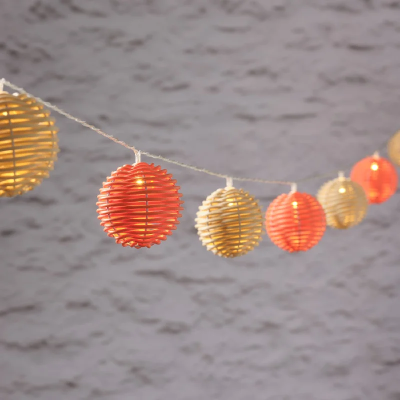 String Lights for Restaurant Outdoor Seating10 Rattan Ball Solar Fairy Lights