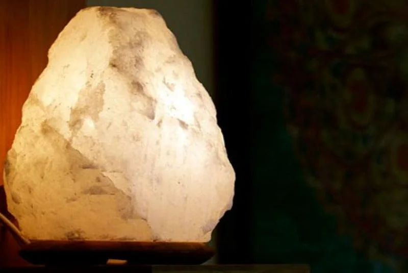 Salt Lamps for Office Stress ReductionWhite salt lamp 4-6 Kg