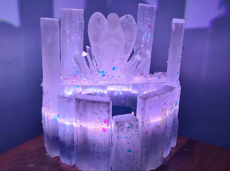 Lava Lamps for Cupcake Shops to Create a Sweet AtmosphereWISHING WELL ANGELIC SELENITE CRYSTAL LAMP made by me Lava Lamps for Cupcake Shops to Create a Sweet AtmosphereWISHING WELL ANGELIC SELENITE CRYSTAL LAMP made by me