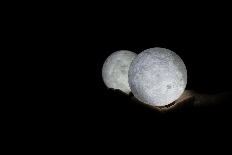 Salt Lamps for Yoga and Meditation SpacesColour Changing Moon Lamp