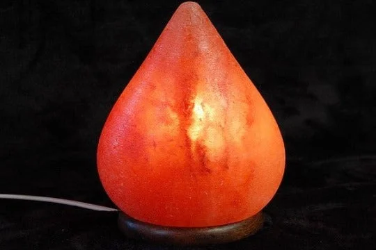 Natural Himalayan Salt Lamps with Soft GlowTeardrop Himalayan salt lamp