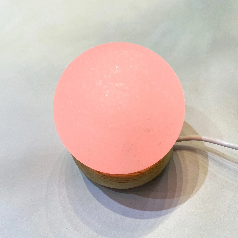 Salt Lamps for Feng Shui EnhancementWhite Himalayan Salt Ball Lamp - Colour Changing