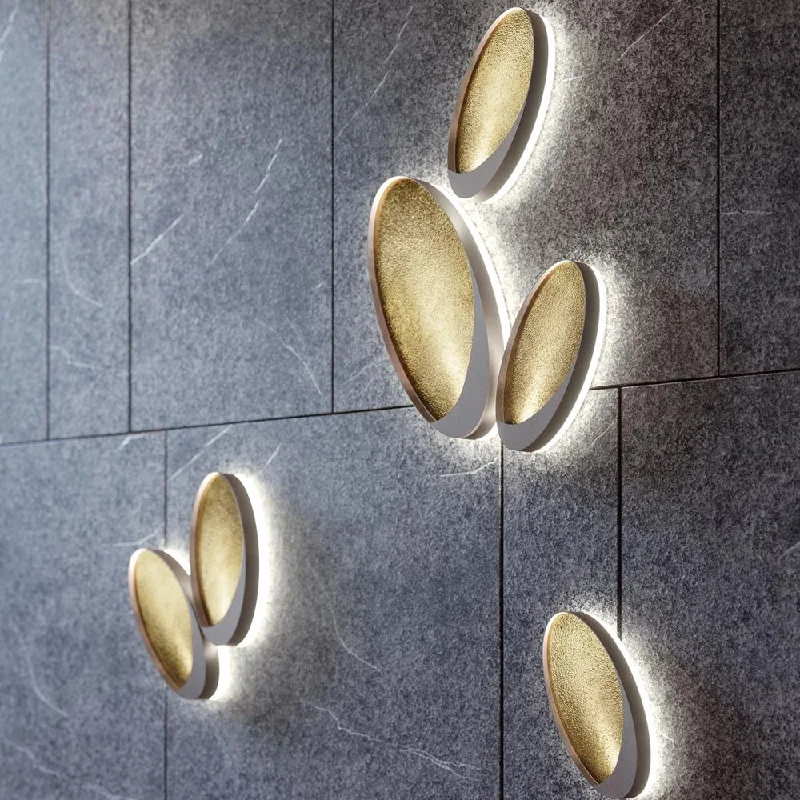 modern minimalist wall lamps for contemporary living roomsModern Metal Wall Light
