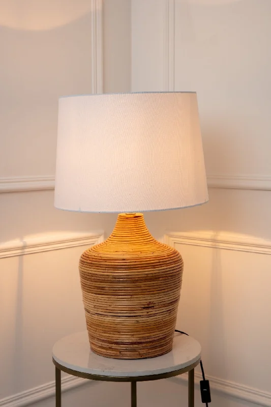Salt Lamps for Aromatherapy IntegrationHampton Table Lamp