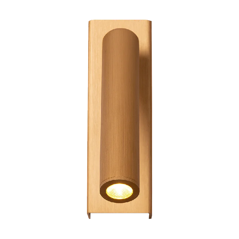 metal wall lamps with a matte black finish for a sleek and modern lookWall light Alamo | Gold