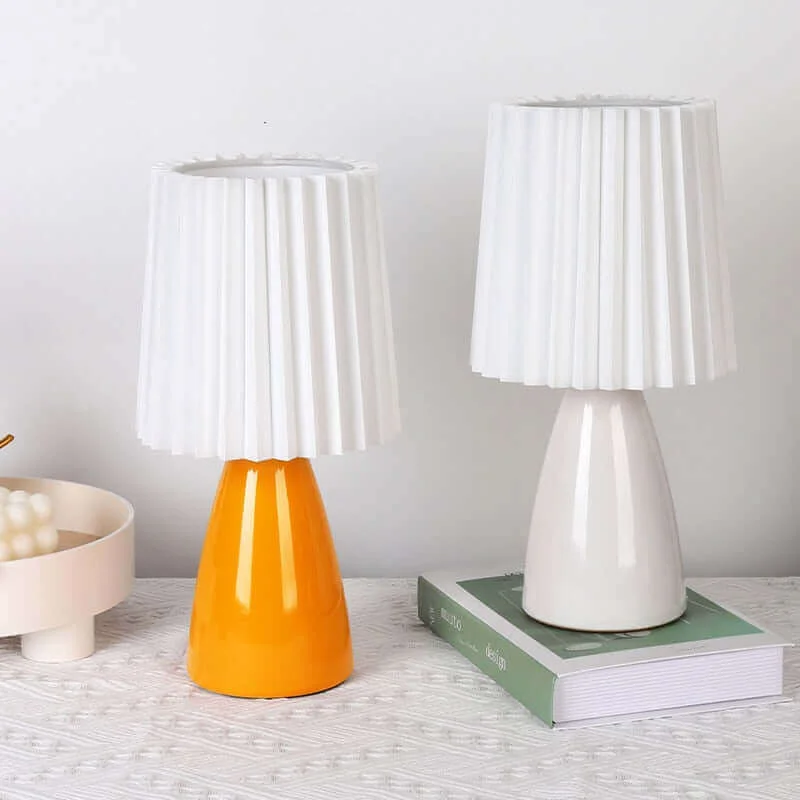 Lava Lamps for Concert Venues' Lounge AreasSuper Cute Nightstand Lamp