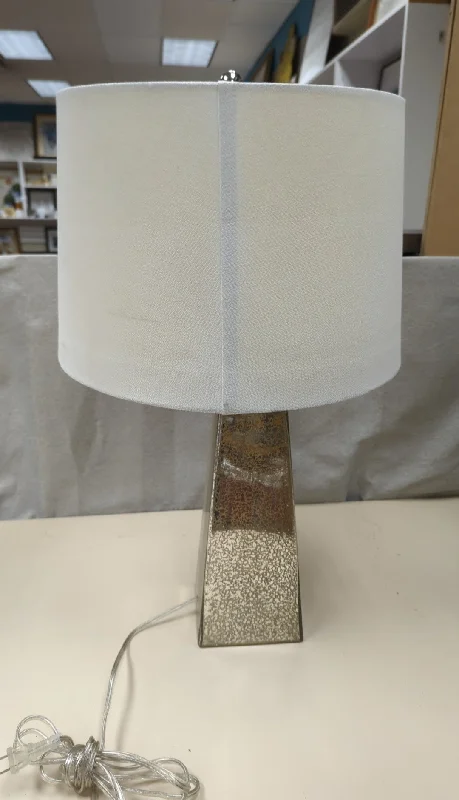 Lava Lamps for Art Galleries to Enhance the DisplaySILVER MERCURY GLASS SHADE LAMP