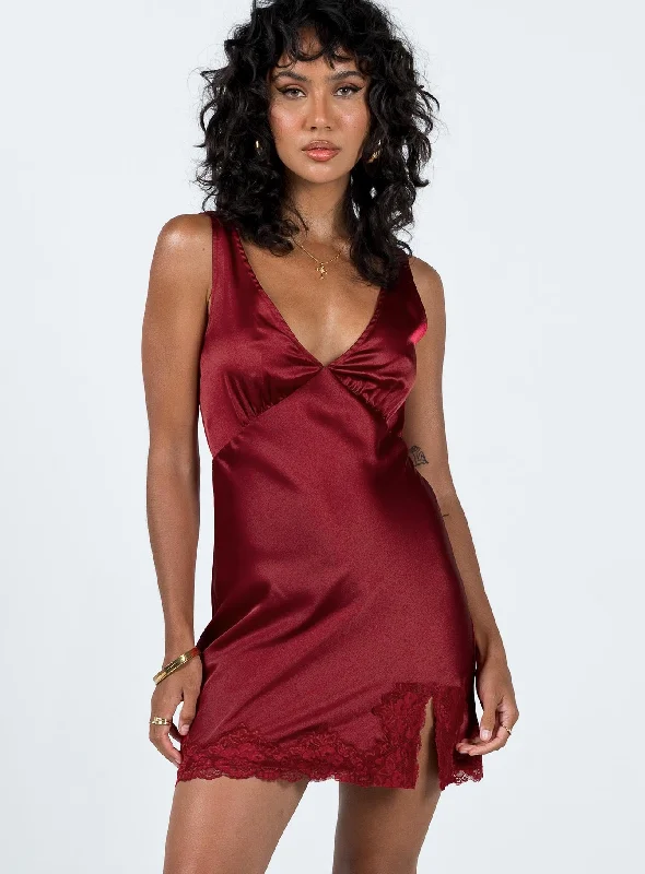 Athenia Mini Dress Burgundy