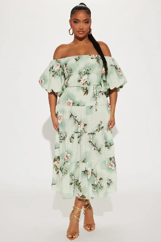 Magnolia Tiered Midi Dress - Sage