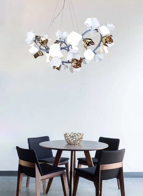 Chandeliers for Dining Rooms to Set the Mood for MealsLuminary Gold Chandelier