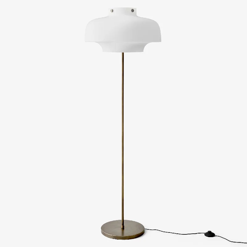 Industrial Style Floor Lamp with Exposed Bulbs for Loft ApartmentsCopenhagen Floor Lamp Industrial Style Floor Lamp with Exposed Bulbs for Loft ApartmentsCopenhagen Floor Lamp