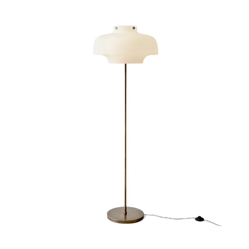 Dimmable Floor Lamp for Adjustable Lighting AmbianceCopenhagen SC14 Floor Lamp - Bronzed Brass Dimmable Floor Lamp for Adjustable Lighting AmbianceCopenhagen SC14 Floor Lamp - Bronzed Brass