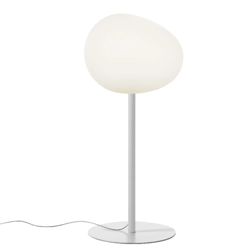 Modern Minimalist Floor Lamp for Contemporary Living RoomsGregg Floor Lamp