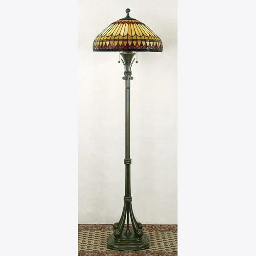 Victorian Style Floor Lamp for Traditional and Elegant InteriorsWest End Floor Lamp Victorian Style Floor Lamp for Traditional and Elegant InteriorsWest End Floor Lamp